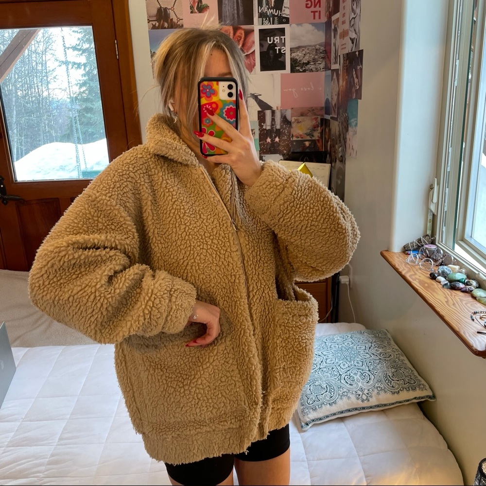 I AM GIA tan shearling teddy jacket in size S